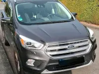 Gebraucht Ford Kuga Titanium 182 PS (133 kW) 2017 Grau SUV