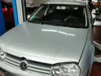 Gebraucht VW Golf IV 104 PS (76 kW) 2003 Silber Kleinwagen