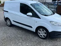 Gebraucht Ford Courier 75 PS (55 kW) 2016 Weiß Van / Kleinbus
