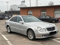 Usata Mercedes E320 224 CV (164 kW) 2006 Argento Berlina