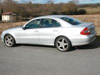 Gebraucht Mercedes E200 Elegance 184 PS (135 kW) 2007 Silber Limousine