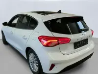 Gebraucht Ford Focus Titanium X 125 PS (91 kW) 2021 Frostweiß Limousine