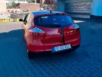 Gebraucht Renault Mégane 101 PS (74 kW) 2012 Rot Limousine