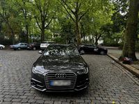 Gebraucht Audi A6 Comfort 218 PS (160 kW) 2015 Grau Kombi