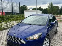 Gebraucht Ford Focus Titanium 125 PS (91 kW) 2015 Blau Limousine
