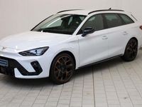 Neu Cupra Leon VZ 272 PS (200 kW) 2025 Glacial white metallic Kombi