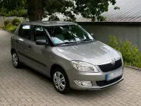 Gebraucht Skoda Fabia 70 PS (51 kW) 2014 Grau Kleinwagen