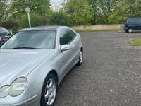 Usata Mercedes C230 197 CV (144 kW) 2001 Argento Coupé