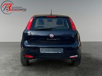 Gebraucht Fiat Punto Lounge 77 PS (56 kW) 2017 Blau Kleinwagen