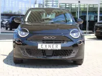 Neu Fiat 600 Red 114 kW (156 PS) 2025 Schwarz Limousine