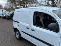 Gebraucht Renault Kangoo 75 PS (55 kW) 2015 Weiß Van / Kleinbus