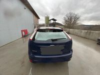 Gebraucht Ford Focus 105 PS (77 kW) 2011 Blau Limousine