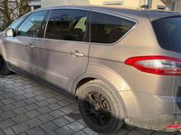 Gebraucht Ford S-MAX Titanium 140 PS (102 kW) 2012 Braun Van / Kleinbus