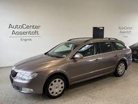 Gebraucht Skoda Superb Ambition 125 PS (91 kW) 2010 Grau Kombi