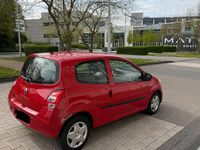 Second-hand Renault Twingo 75 CP (55 kW) 2009 Roșu Hatchback
