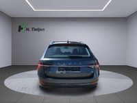 Gebraucht Skoda Superb Style 218 PS (160 kW) 2021 Grau Kombi