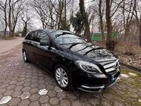 Gebraucht Mercedes B180 109 PS (80 kW) 2012 Schwarz Van / Kleinbus