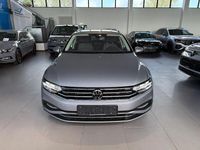 Gebraucht VW Passat Business 150 PS (110 kW) 2023 Silber Kombi