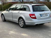 Gebraucht Mercedes C180 120 PS (88 kW) 2011 Silber Limousine