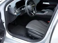 Gebraucht Mercedes E220 197 PS (144 kW) 2024 Silber Limousine