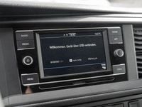 Gebraucht VW Transporter S 110 PS (80 kW) 2023 Grau Van