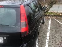 Gebraucht Ford Fiesta 60 PS (44 kW) 2004 Schwarz Kleinwagen
