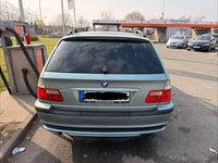 Gebraucht BMW 320 150 PS (110 kW) 2002 Silber Kombi