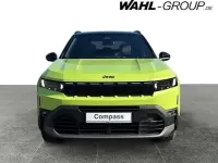 Neu Jeep Compass 145 PS (106 kW) 2026 Grün SUV
