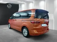 Gebraucht VW Multivan 150 PS (110 kW) 2024 Orange Van / Kleinbus