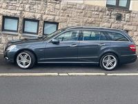 Gebraucht Mercedes E350 Avantgarde 231 PS (169 kW) 2010 Grau Kombi