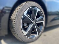 Gebraucht Opel Astra 131 PS (96 kW) 2024 Schwarz Limousine