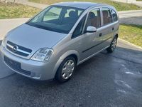 Gebraucht Opel Meriva Enjoy 90 PS (66 kW) 2004 Silber Van / Kleinbus