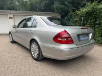 Gebraucht Mercedes E500 Elegance 306 PS (225 kW) 2004 Silber Limousine