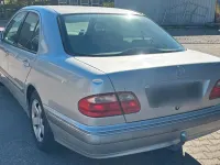 Occasion Mercedes E200 Elegance 163 ch (119 kW) 2000 Argent Berline