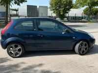 Gebraucht Ford Fiesta 80 PS (58 kW) 2005 Blau Kleinwagen