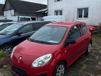Gebraucht Renault Twingo 70 PS (51 kW) 2010 Rot Kleinwagen