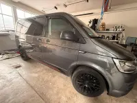 Gebraucht VW Multivan 150 PS (110 kW) 2019 Grau Van / Kleinbus