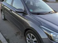 Gebraucht Hyundai i20 YES! Silver 84 PS (61 kW) 2016 Grau Limousine