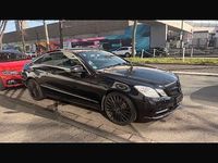 Gebraucht Mercedes E220 170 PS (125 kW) 2012 Schwarz Coupé