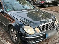 Gebraucht Mercedes E240 236 PS (173 kW) 2003 Schwarz Limousine