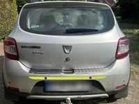 Gebraucht Dacia Sandero 90 PS (66 kW) 2015 Grau Kleinwagen