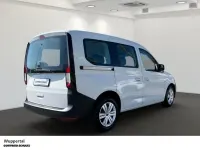 Second-hand VW Caddy Basis 116 CP (85 kW) 2025 Alb Monovolum