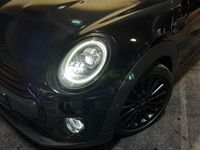 Gebraucht Mini John Cooper Works 136 PS (100 kW) 2019 Midnight black metallic Kleinwagen