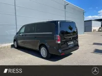 Gebraucht Mercedes V300 Avantgarde 237 PS (174 kW) 2025 Schwarz Van / Kleinbus