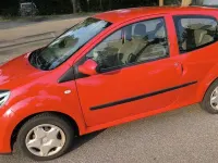 Gebraucht Renault Twingo 76 PS (55 kW) 2009 Rot Kleinwagen