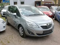 Gebraucht Opel Meriva Design Edition 120 PS (88 kW) 2012 Silber Van / Kleinbus