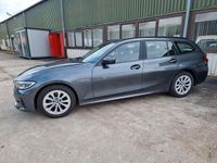 Gebraucht BMW 320 190 PS (139 kW) 2020 Grau Limousine