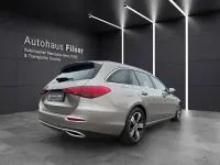 Gebraucht Mercedes C200 Avantgarde 163 PS (119 kW) 2023 Silber Kombi