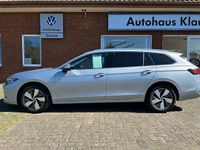 Gebraucht VW Passat IQ Drive 150 PS (110 kW) 2024 Andere farbe Kombi