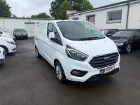 Gebraucht Ford 300 Trend 170 PS (125 kW) 2018 Weiß Van / Kleinbus